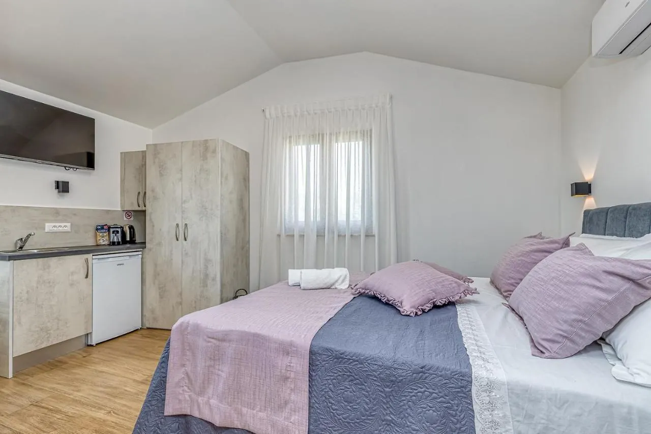Rooms Nilda Musalez Croazia